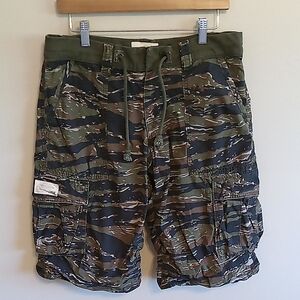 Denim & Supply Ralph Lauren Mens Camo Cargo Shorts Size 32